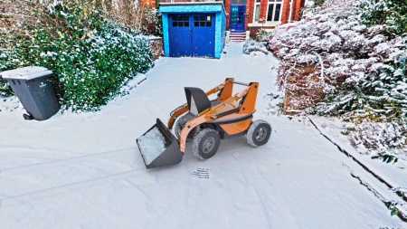Робот для уборки снега