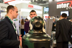 Охранный робот Трал Патруль на форуме Технологии Безопасности 2014